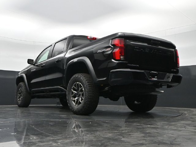 New 2026 Chevrolet Colorado ZR2 w/ Technology Package AWD/4WD image 61