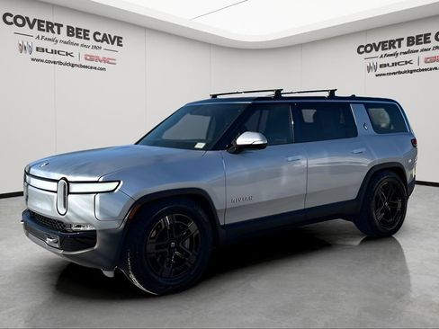 Used 2024 Rivian R1S Adventure image 3