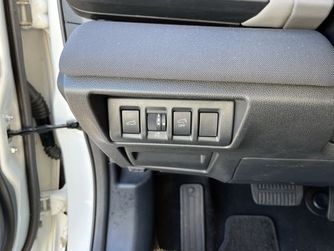 Used 2024 Subaru Outback Premium AWD/4WD image 22