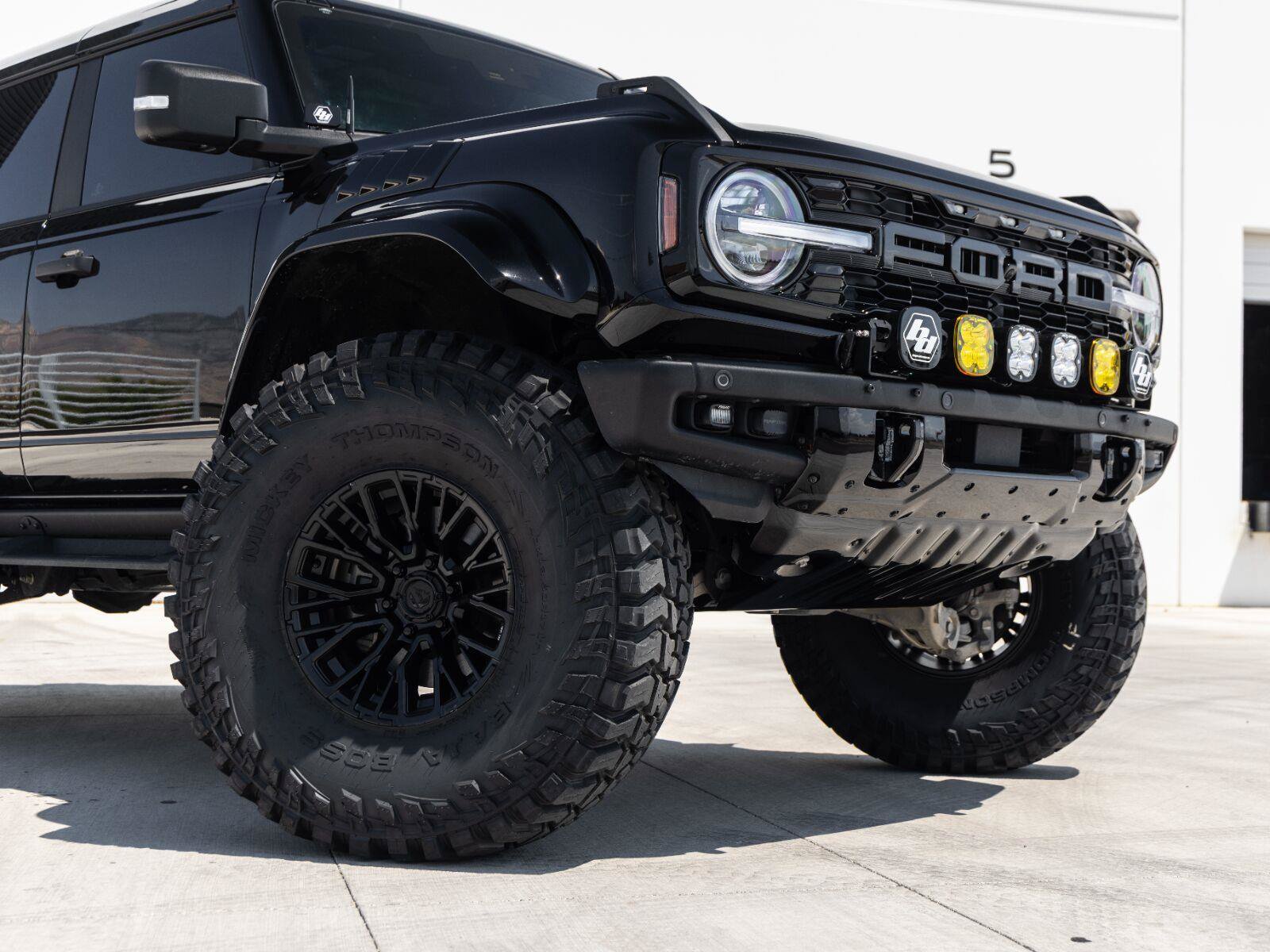Used 2025 Ford Bronco Raptor w/ Interior Carbon Fiber Pack AWD/4WD image 3