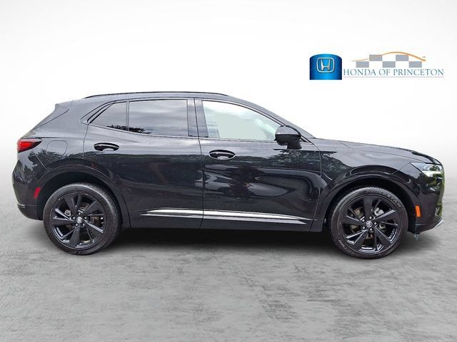 Used 2023 Buick Envision Preferred FWD image 7