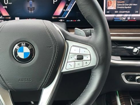 Used 2026 BMW X7 xDrive40i AWD/4WD image 22