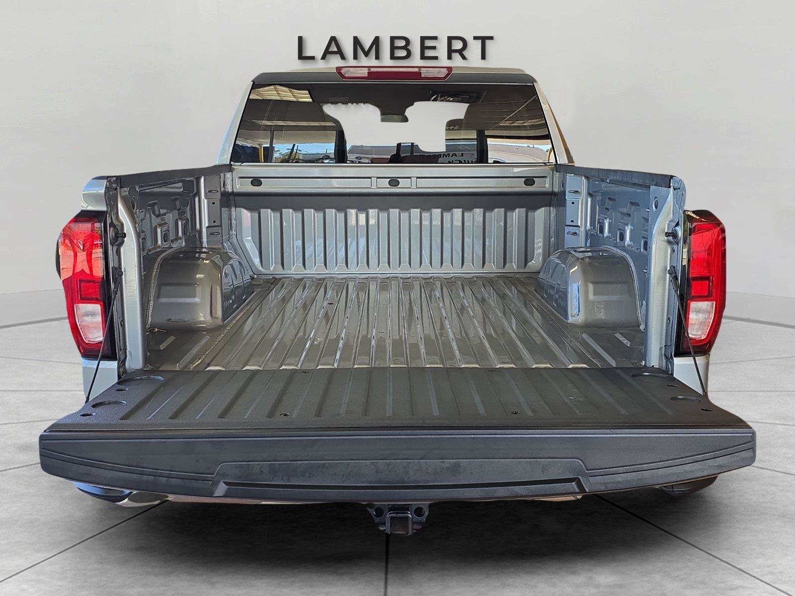 Used 2024 GMC Sierra 1500 SLE w/ LPO, GMC Protection Package AWD/4WD image 29