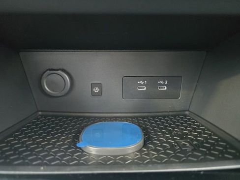 New 2026 Nissan Pathfinder SL FWD image 6