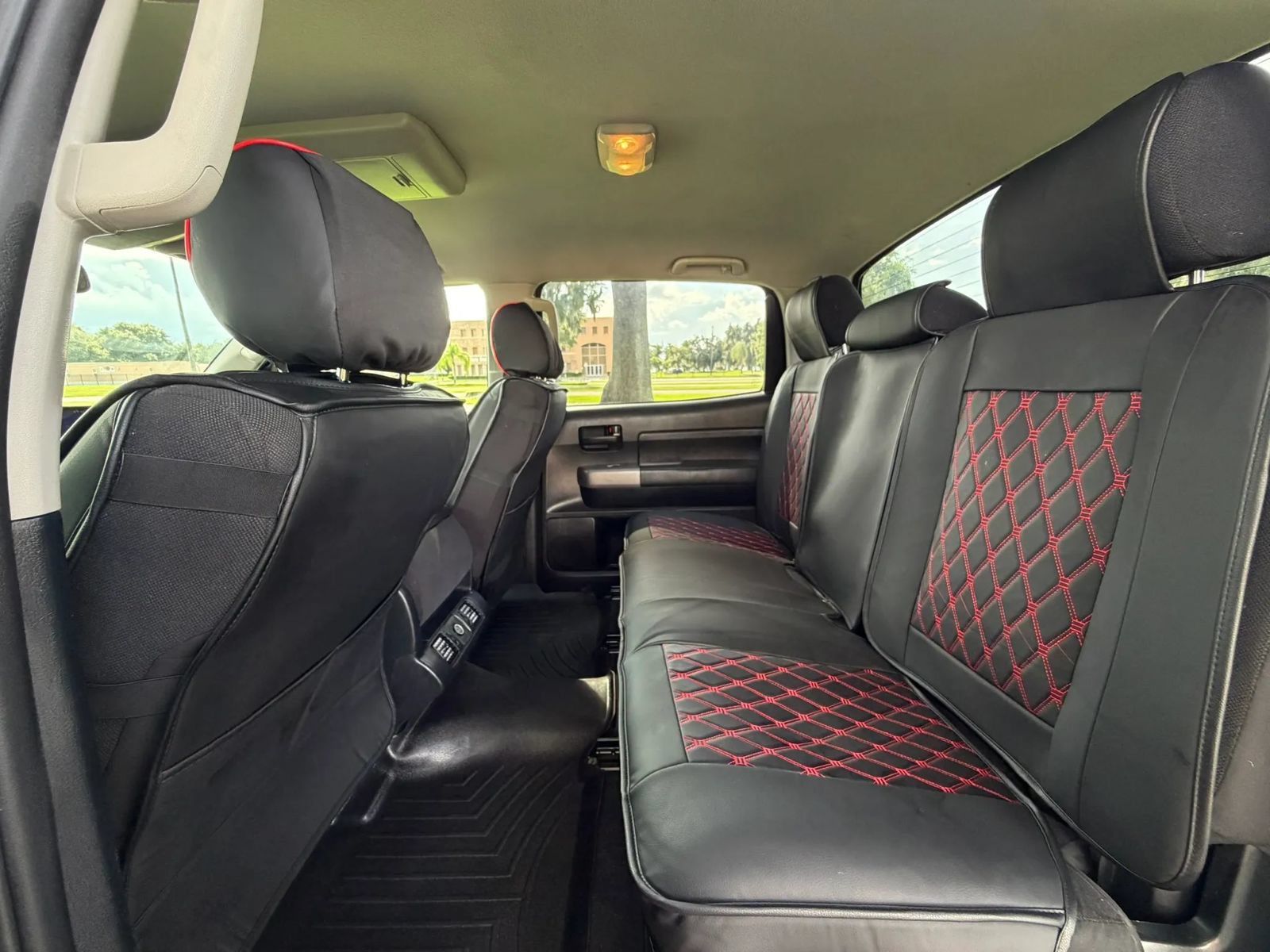 Used 2013 Toyota Tundra 4x4 CrewMax w/ Tow Pkg image 17