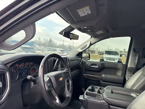 Used 2019 Chevrolet Silverado 1500 LT image 8