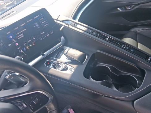 Used 2023 Chevrolet Corvette Stingray Coupe w/ Z51 Performance Package image 18