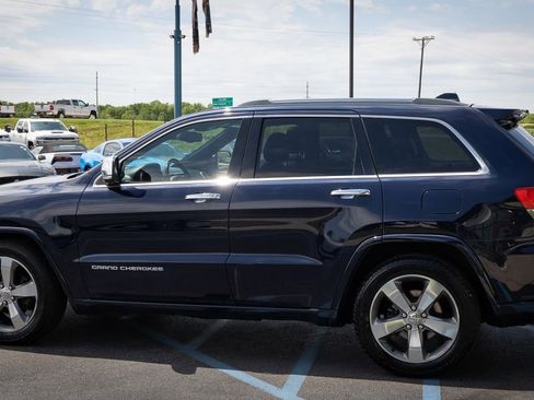 Used 2014 Jeep Grand Cherokee Overland w/ Advanced Technology Group AWD/4WD image 6