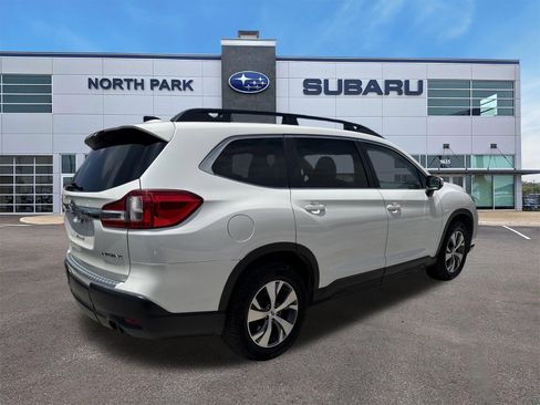 Used 2019 Subaru Ascent Premium AWD/4WD image 3