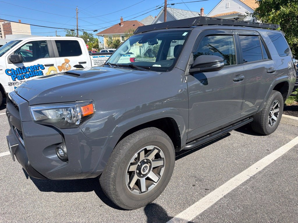 Used 2024 Toyota 4Runner TRD Off-Road Premium w/ Moonroof Package AWD/4WD image 2