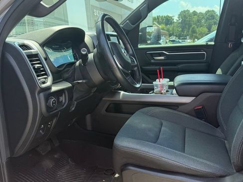 Used 2021 RAM 1500 Big Horn AWD/4WD image 9