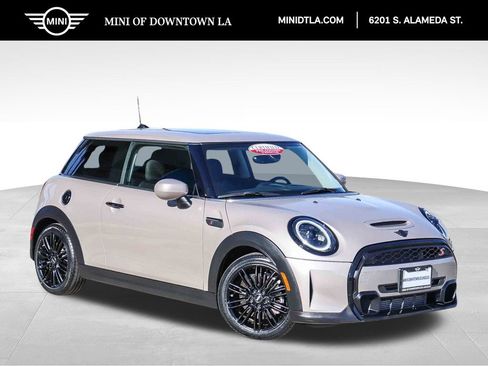 Used 2023 MINI Cooper S FWD image 1