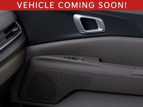 New 2026 Kia Carnival EX FWD image 25