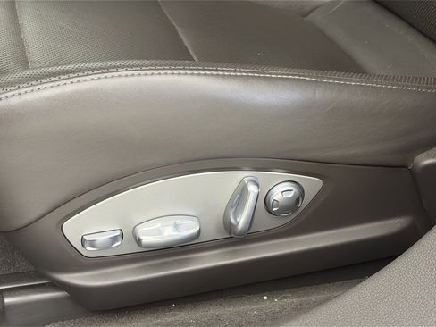 Used 2015 Porsche Panamera 4S image 24