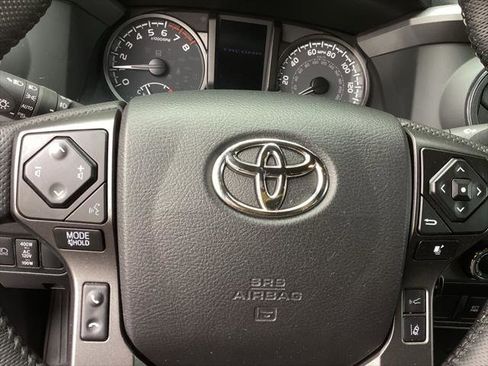 Certified 2022 Toyota Tacoma TRD Sport image 20