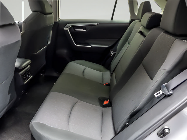 Certified 2025 Toyota RAV4 XLE AWD/4WD image 9