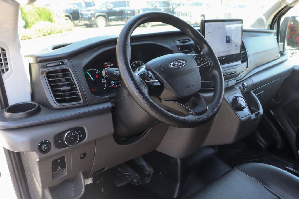 Used 2022 Ford E-Transit Medium Roof RWD image 24