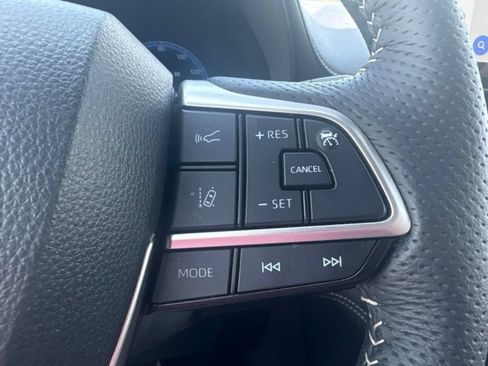 Used 2026 Toyota Sienna Platinum AWD/4WD image 10