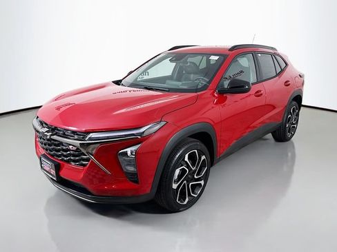New 2026 Chevrolet Trax RS w/ Driver Confidence Package FWD image 3