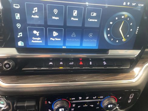 Used 2022 Chevrolet Silverado 1500 LT Trail Boss w/ Convenience Package II image 14