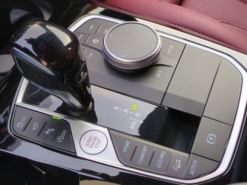 Certified 2023 BMW X3 xDrive30i w/ Premium Package image 26