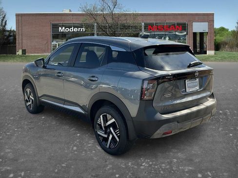 New 2026 Nissan Kicks SV w/ SV Premium Package image 2