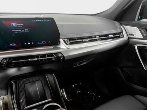 Used 2025 BMW X1 M35i image 31