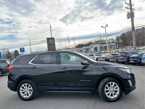 Used 2020 Chevrolet Equinox LT image 3