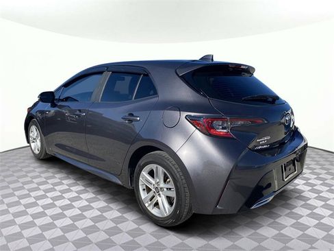 Used 2022 Toyota Corolla SE image 3