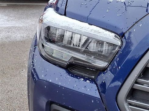 Certified 2023 Toyota Tacoma TRD Sport image 4