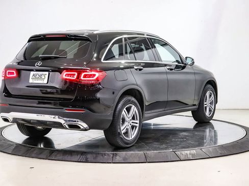 Used 2021 Mercedes-Benz GLC 300 image 4