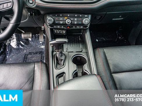 Used 2025 Dodge Durango GT AWD/4WD image 45