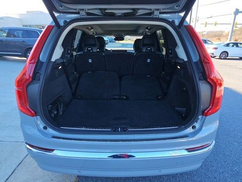 Used 2024 Volvo XC90 B5 Core w/ Climate Package image 13
