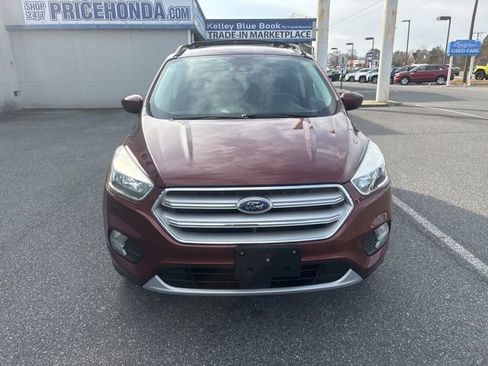 Used 2018 Ford Escape SE w/ Ford Safe & Smart Package image 9