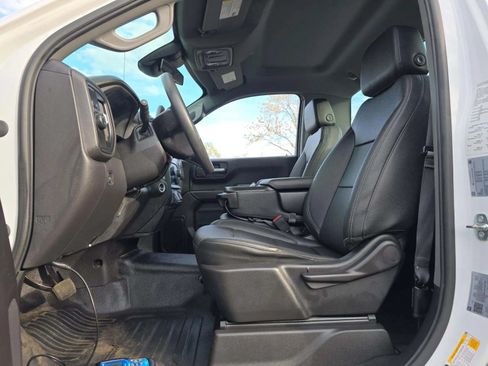 Used 2023 Chevrolet Silverado 1500 W/T RWD image 5