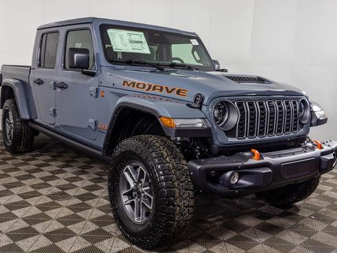 New 2026 Jeep Gladiator Mojave image 11