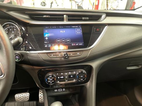 Certified 2021 Buick Encore GX Essence w/ Advanced Technology Package image 18