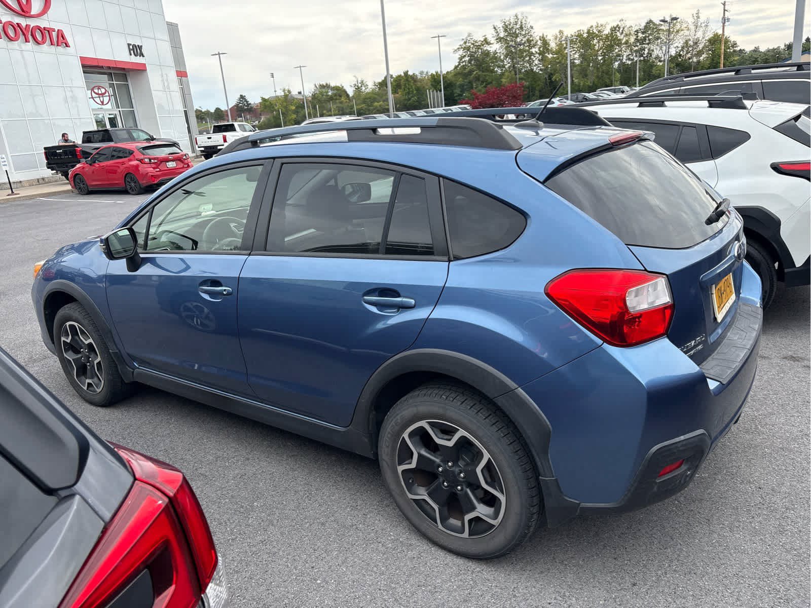 Used 2015 Subaru Crosstrek 2.0i Limited AWD/4WD image 4