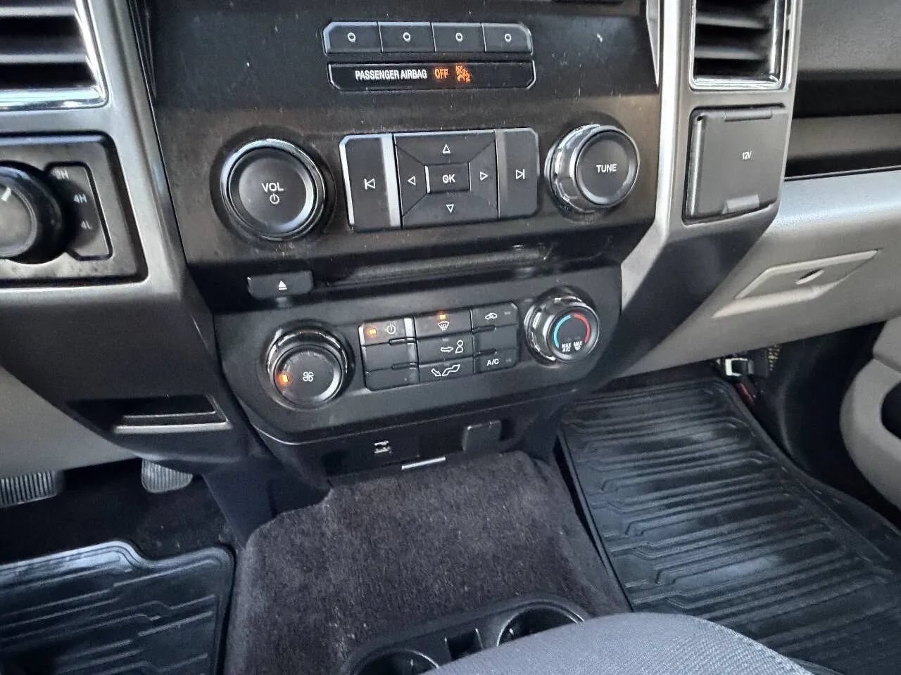 Used 2016 Ford F150 XLT w/ XTR Package AWD/4WD image 26