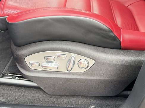 Used 2024 Porsche Macan GTS AWD/4WD image 10
