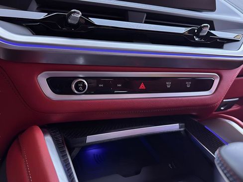Used 2025 BMW XM Label Red image 17