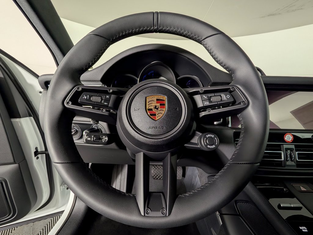 New 2026 Porsche Macan S AWD/4WD image 37