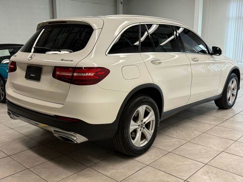 Used 2018 Mercedes-Benz GLC 300 4MATIC w/ Multimedia Package image 9