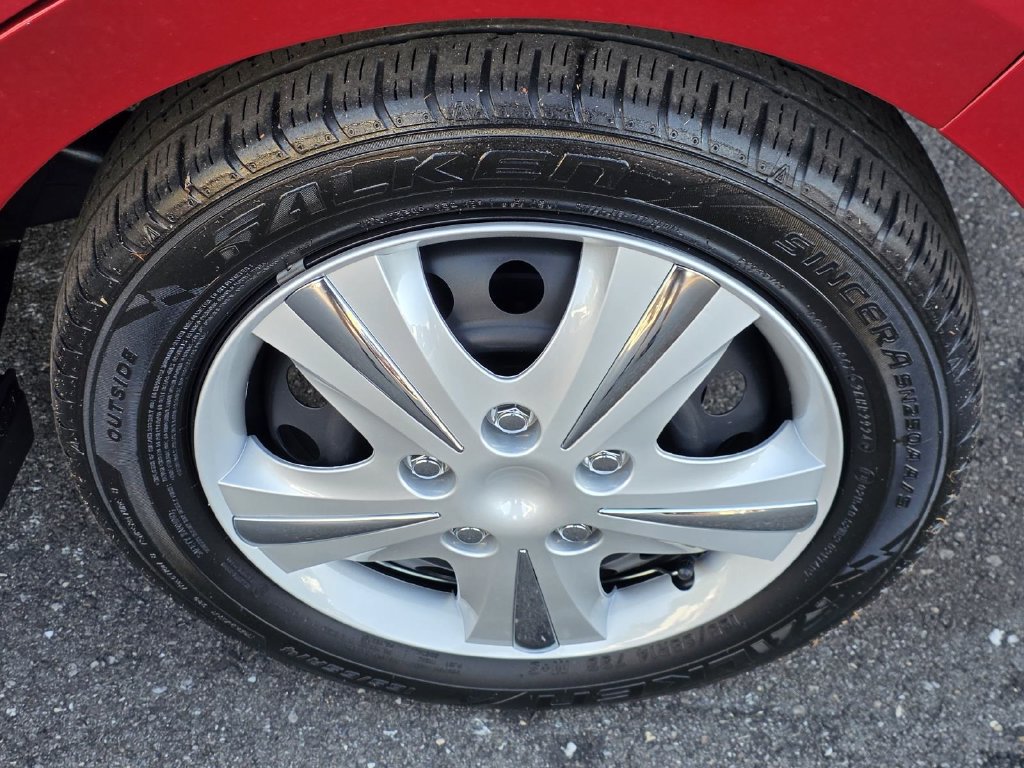 Used 2024 Mitsubishi Mirage ES FWD image 25