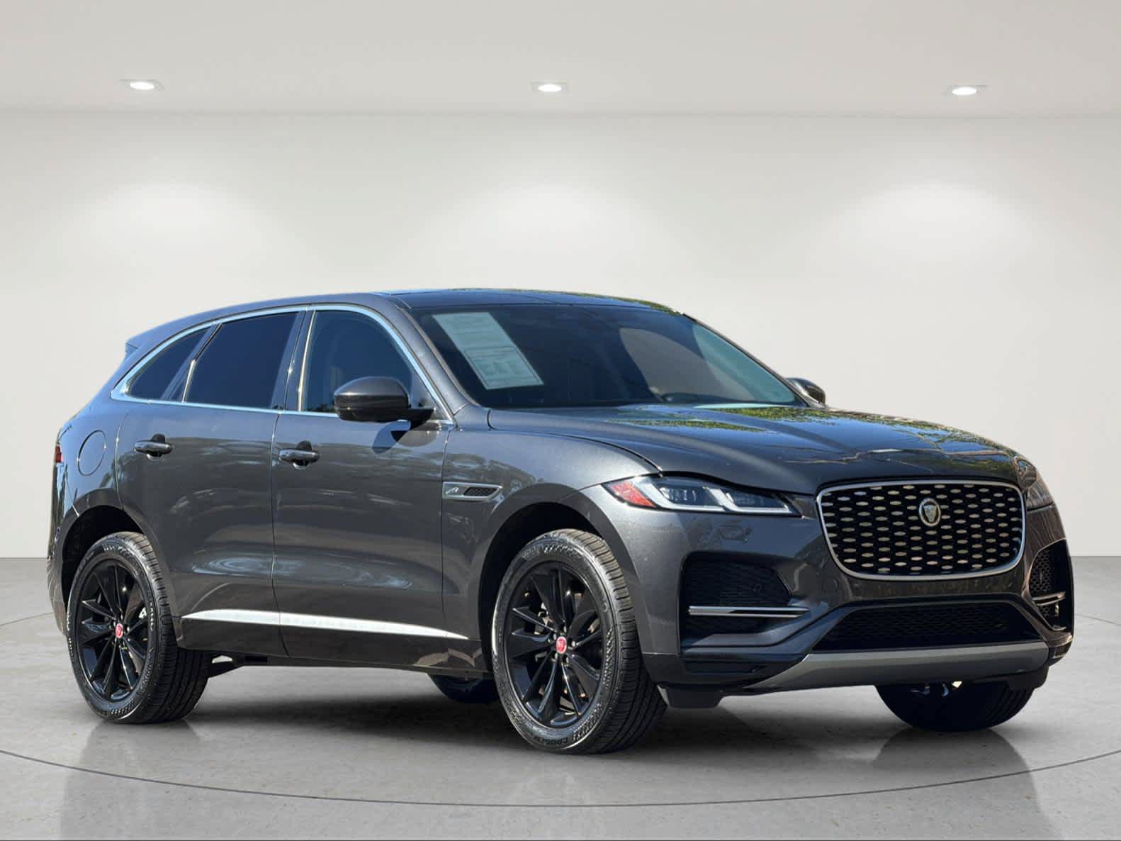 Used 2023 Jaguar F-PACE S AWD/4WD image 7