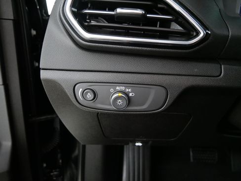 Used 2023 Chevrolet Bolt EUV Premier w/ Sun & Sound Package FWD image 26