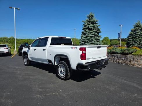 Used 2022 Chevrolet Silverado 2500 W/T w/ WT Convenience Package AWD/4WD image 2
