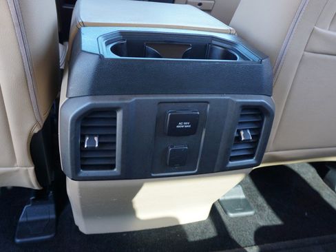 Used 2015 Ford F150 XLT w/ Equipment Group 302A Luxury image 32