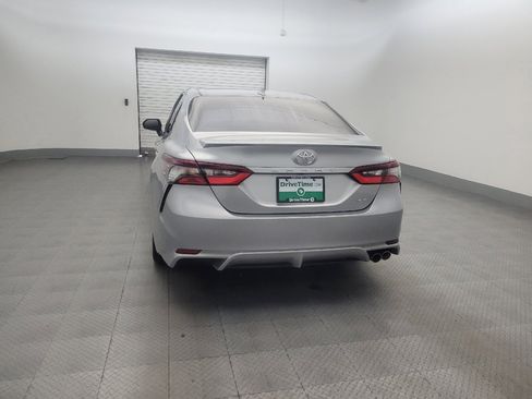 Used 2023 Toyota Camry SE FWD image 6