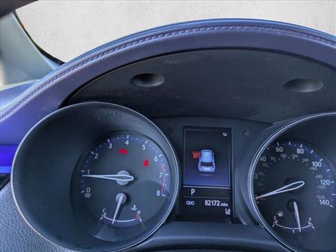 Certified 2021 Toyota C-HR XLE image 11